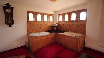 Hotel Çarshia e Jupave
