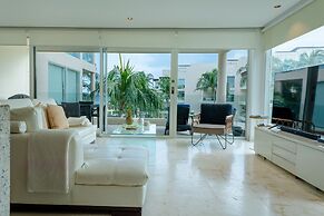 Elements 215 2 Bedroom Condo by RedAwning