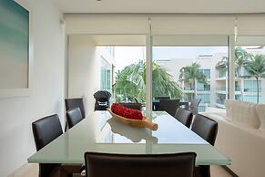 Elements 215 2 Bedroom Condo by RedAwning