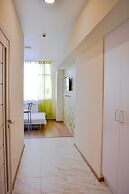 Smart House Hotel