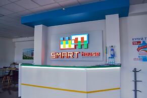 Smart House Hotel