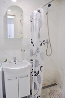 Smart House Hotel