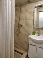 Smart House Hotel
