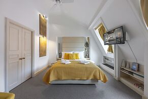 President Mezonet Apartment