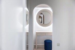 President Mezonet Apartment