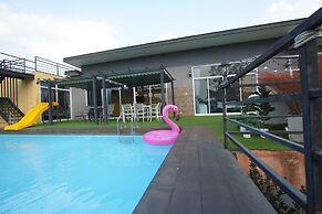 The X10 Private Pool Villa & Resort