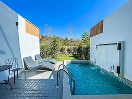 The X10 Private Pool Villa & Resort