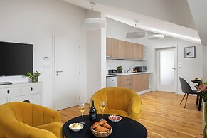 Luxury Apartments Zelny Trh