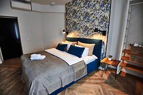 Metropole Apartments Royal Residence