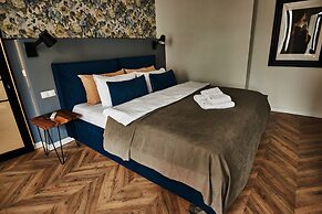 Metropole Apartments Royal Residence