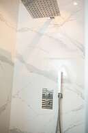 Metropole Apartments Royal Residence