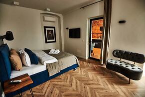 Metropole Apartments Royal Residence