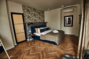 Metropole Apartments Royal Residence