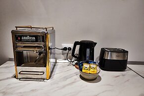 Metropole Apartments Royal Residence