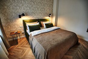 Metropole Apartments Royal Residence