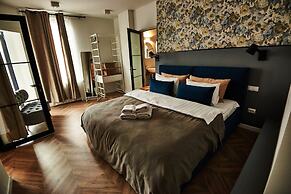 Metropole Apartments Royal Residence