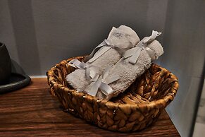 Metropole Apartments Royal Residence