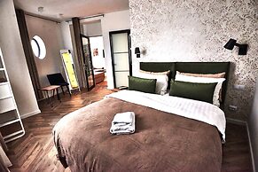 Metropole Apartments Royal Residence