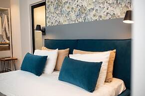 Metropole Apartments Royal Residence