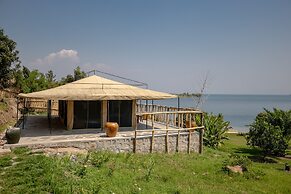 Rushel Kivu Lodge