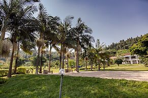 Rushel Kivu Lodge
