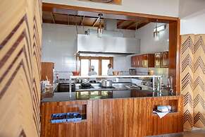 Rushel Kivu Lodge