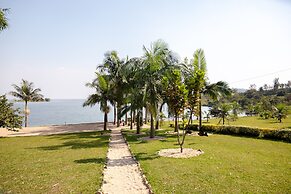 Rushel Kivu Lodge