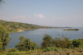 Rushel Kivu Lodge