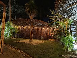 Hotel Ashly Loma Larga