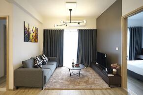 The First Stay Hotel