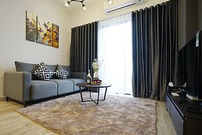 The First Stay Hotel