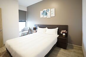 The First Stay Hotel