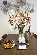 The First Stay Hotel