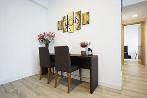 The First Stay Hotel