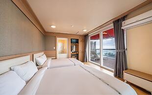 Benikea San & Bada Jumunjin Resort