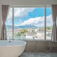 Floral Hotel · Mo Tan Lijiang