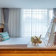 Floral Hotel · Nameiju Lijiang