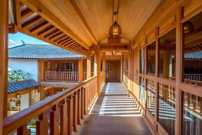 Floral Hotel · Nameiju Lijiang