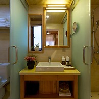 Floral Hotel · Nameiju Lijiang