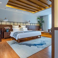 Floral Hotel · Nameiju Lijiang