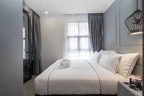 Palmyrah Surin Beach Residence