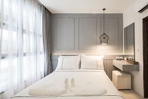 Palmyrah Surin Beach Residence