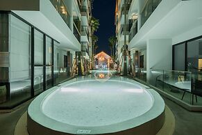 Palmyrah Surin Beach Residence