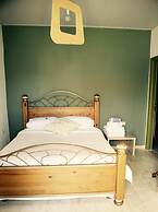 Anastasios Olive Garden Apartments