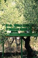 Anastasios Olive Garden Apartments