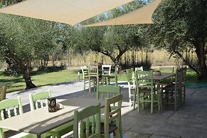 Anastasios Olive Garden Apartments