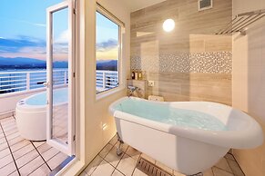 Crystal Villa SHIRAHAMA