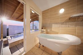 Crystal Villa SHIRAHAMA