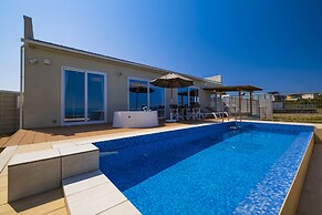 Crystal Villa SHIRAHAMA