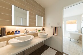 Crystal Villa SHIRAHAMA